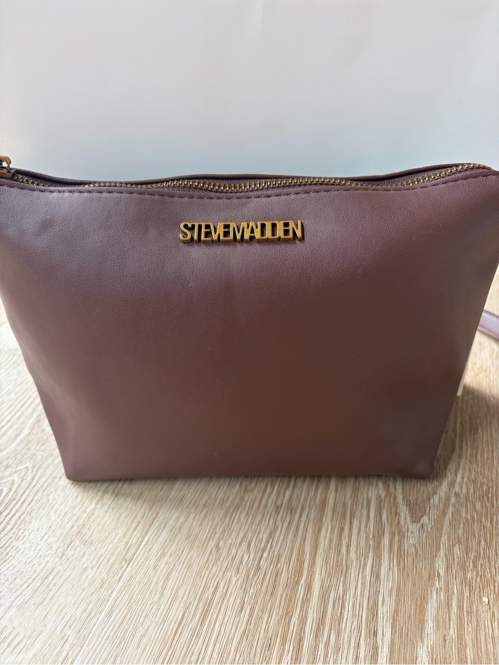 Steve Madden Brown Crossbody Shoulder Bag Gold Hardware